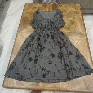 Sourpuss Salem witch dress size XXXL